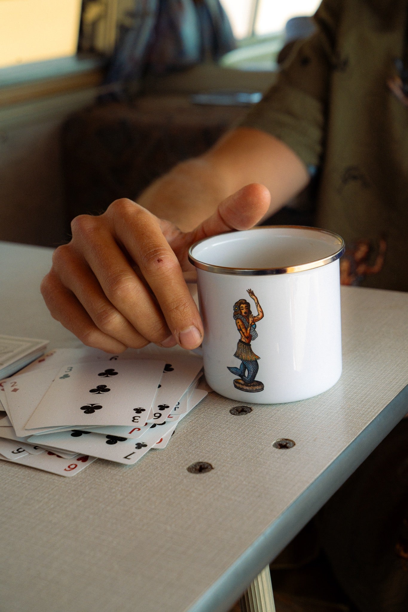 Dashboard Hula Emaille Tasse