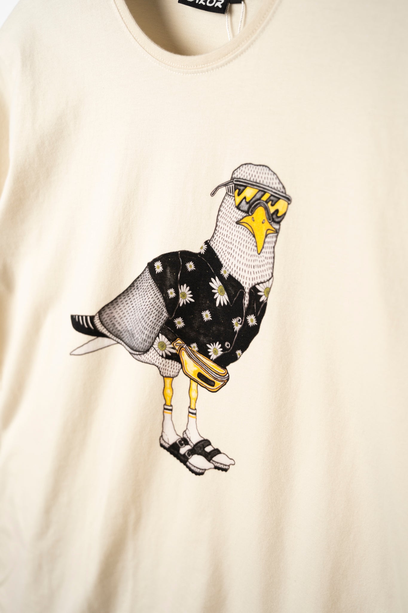 Sightseer Seagull T-shirt (Rainy Day)